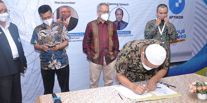 Workshop Penyusunan Kurikulum MBKM