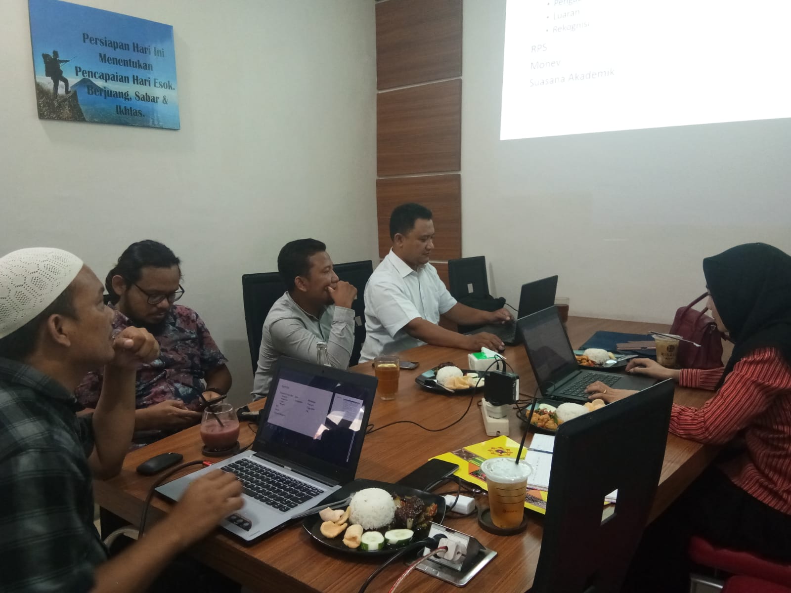 Rapat Dosen